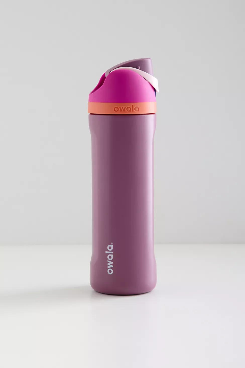 Owala FreeSip 24 oz Water Bottle | Urban Outfitters (US and RoW)