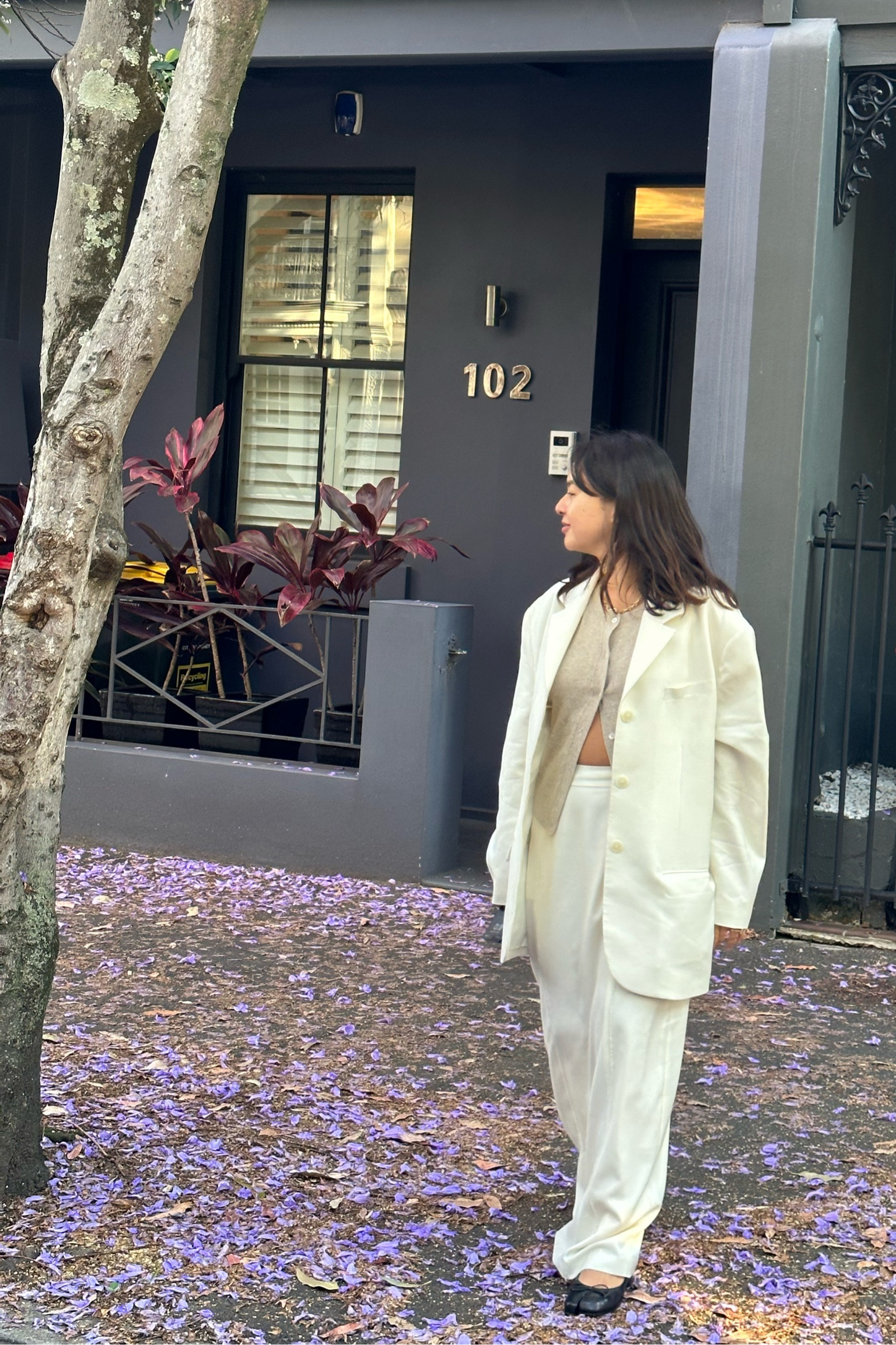 An everyday outfit with a slight heel

#LTKaustralia