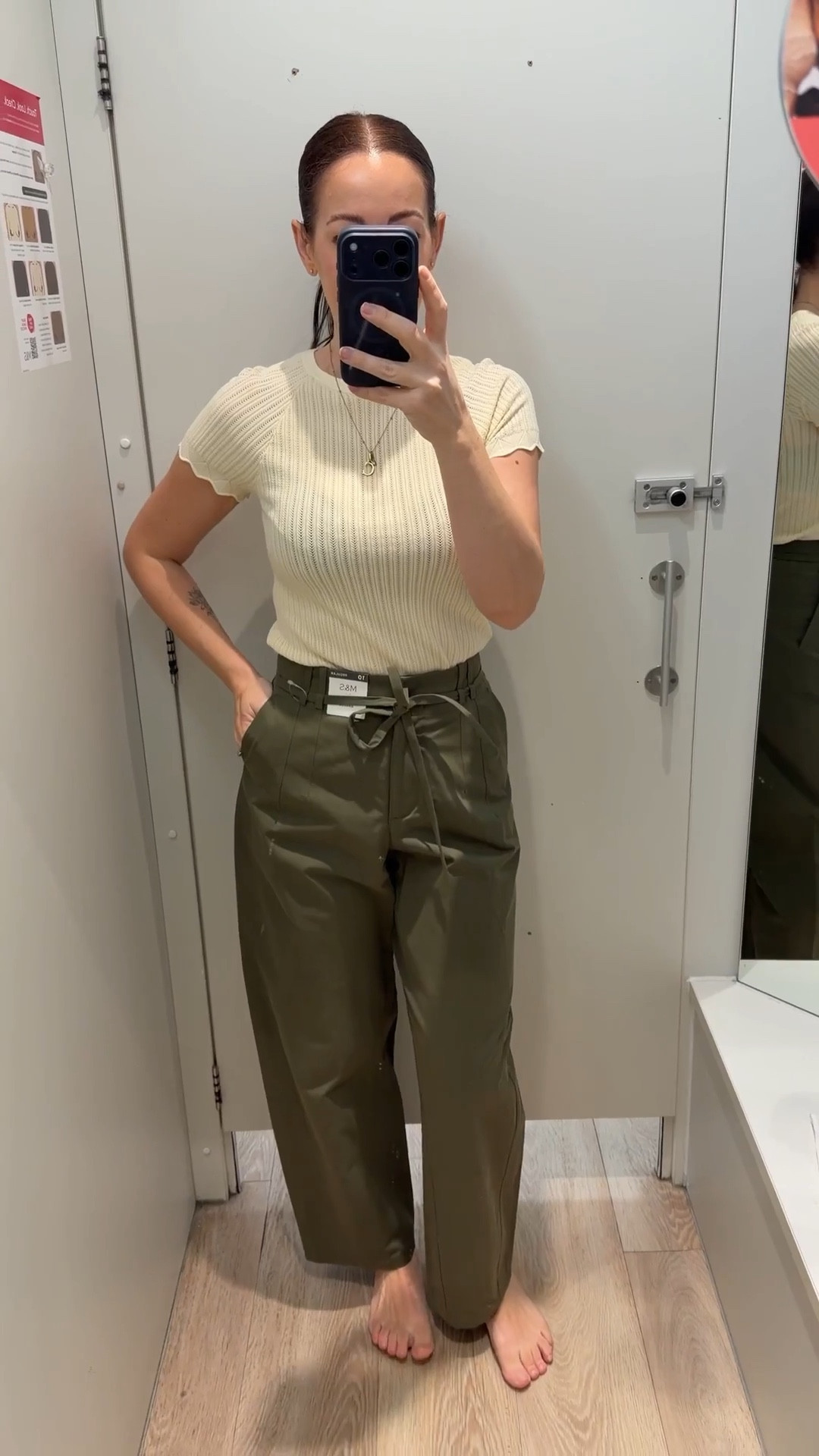 Khaki trousers size M, regular 
Cream top size S
Blue top size S
White dress size S
Leather collar jacket size S 