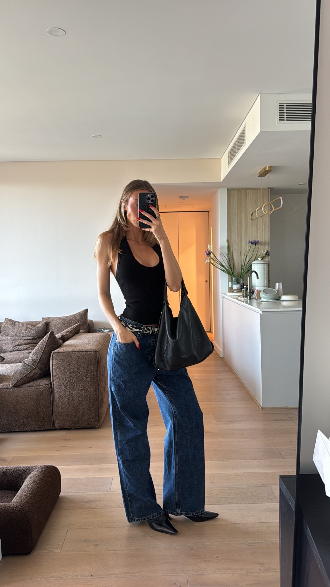 The tank hype is real 

#LTKjeans #LTKaustralia #LTKnewzealand