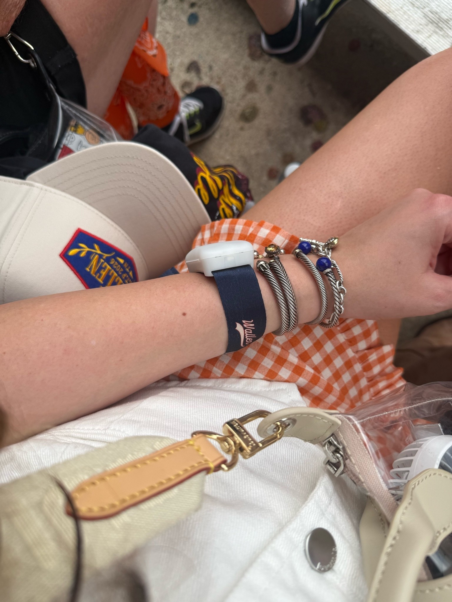 Concert deets🤠💙🧡🎶


Morgan Wallen concert / country concert / concert fit / country music / gingham shorts / denim vest / clear bag / bag strap / trucker hat / concert merch / David yurman / cowboy boots

#LTKdayinmylife #LTKSeasonal #LTKootd