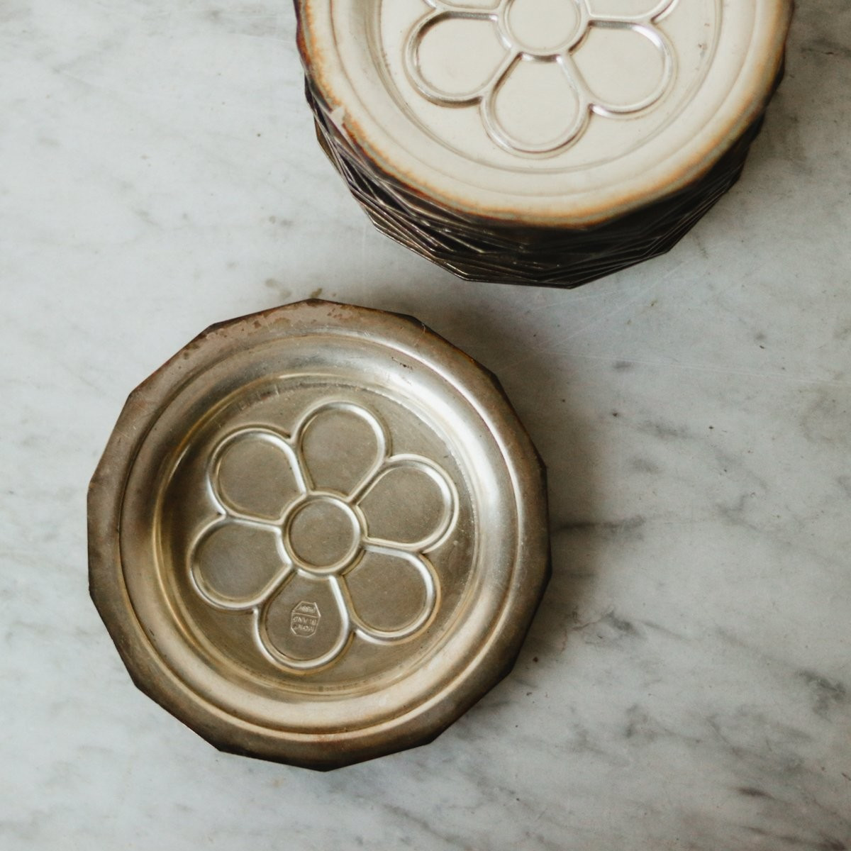 Mont Blanc Hotel Wine Coaster | Elsie Green US