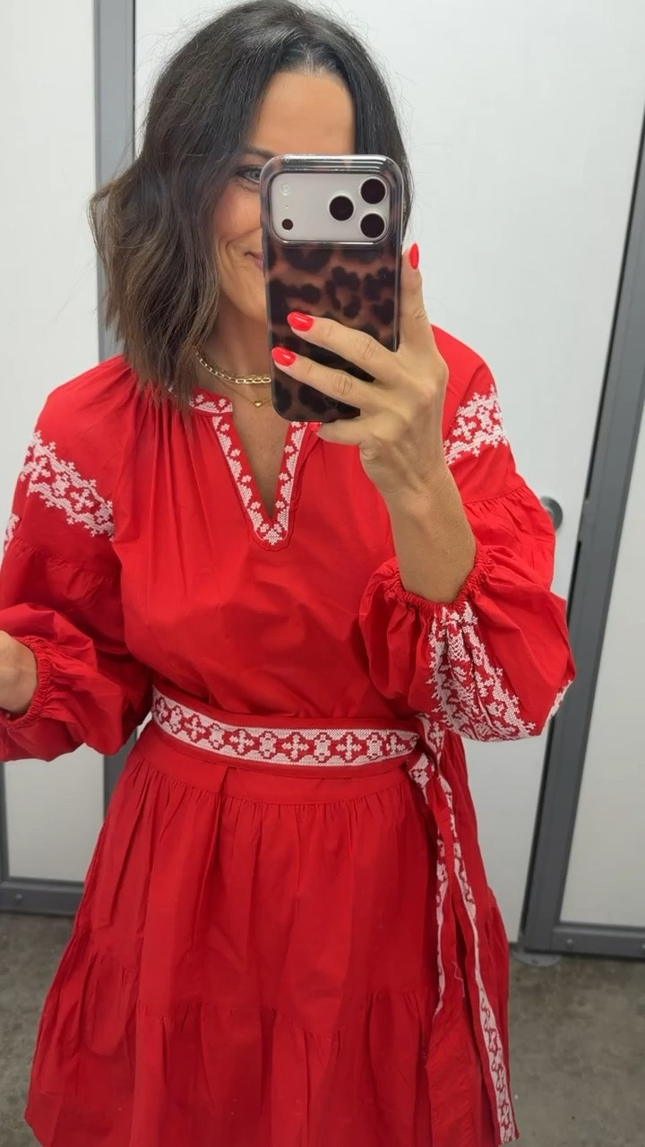 This Walmart dress is giving designer vibes without the designer price ❤️🤍

The embroidery details, the bold red color, and that flattering fit had me sold.

Size XS
5’3 for reference

#walmartfashion #walmartfinds #summerdress #affordablefashion #reddress #walmartstyle #vacaystyle #ltkstyle #summeroutfit #budgetfashion