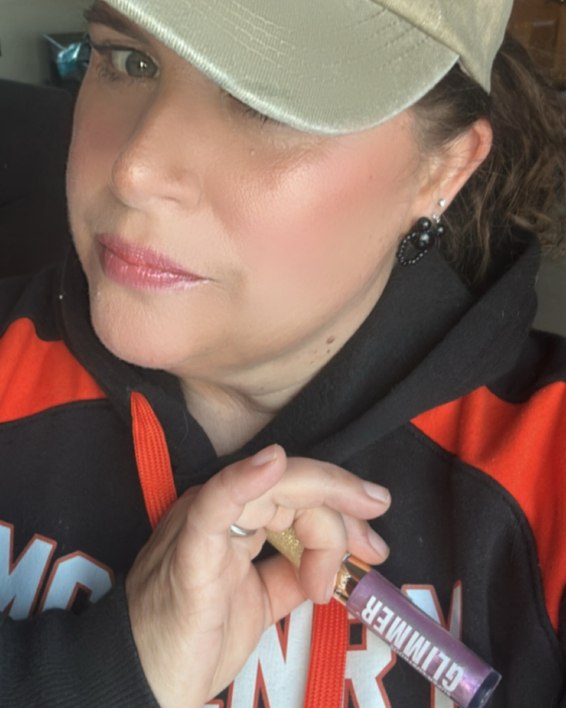 Glimmer 💋💄

#LTKFindsUnder50 #LTKOver40 #LTKBeauty