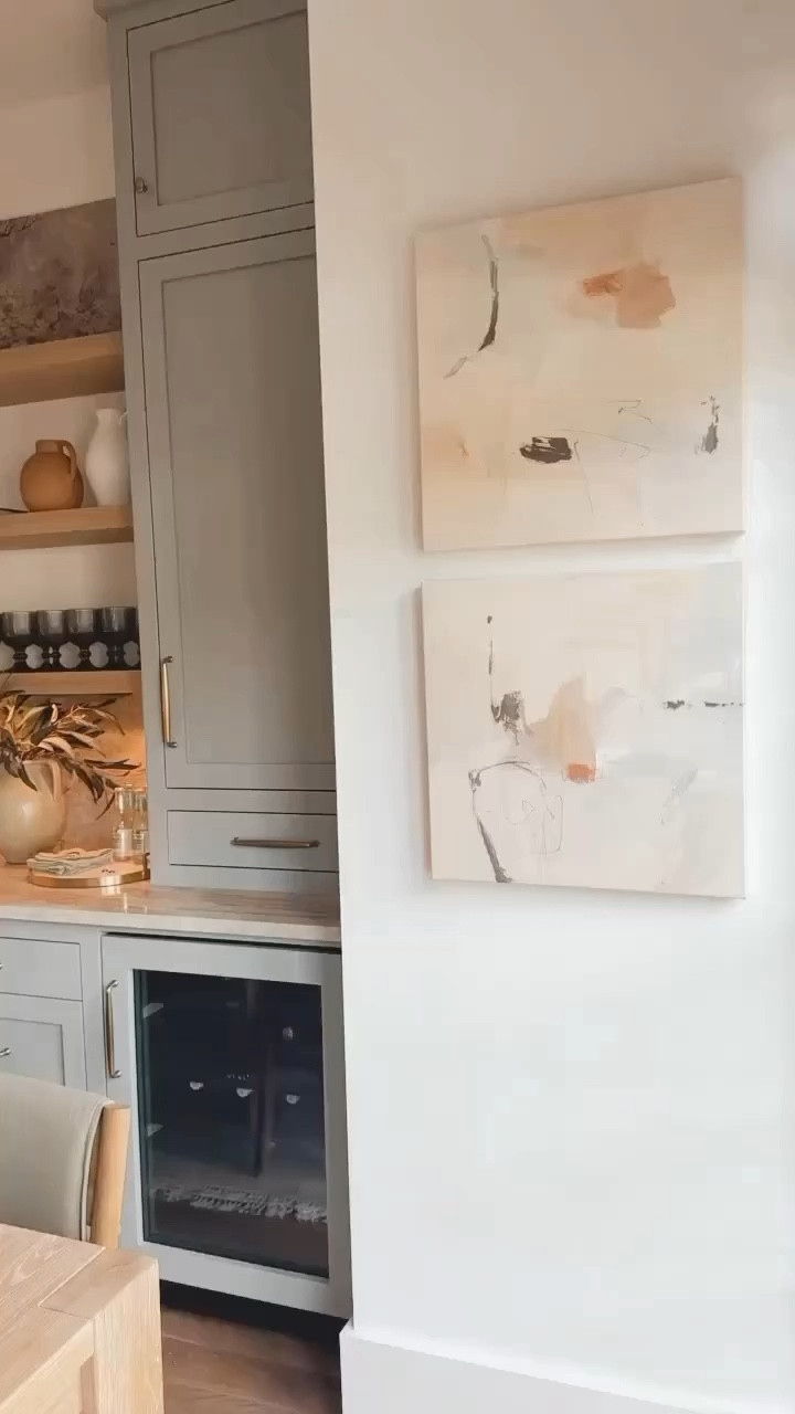 These two art pieces are just so pretty! 


Loverly grey, home finds, home decor inspo, kitchen finds, artwork inspo 

#LTKHome