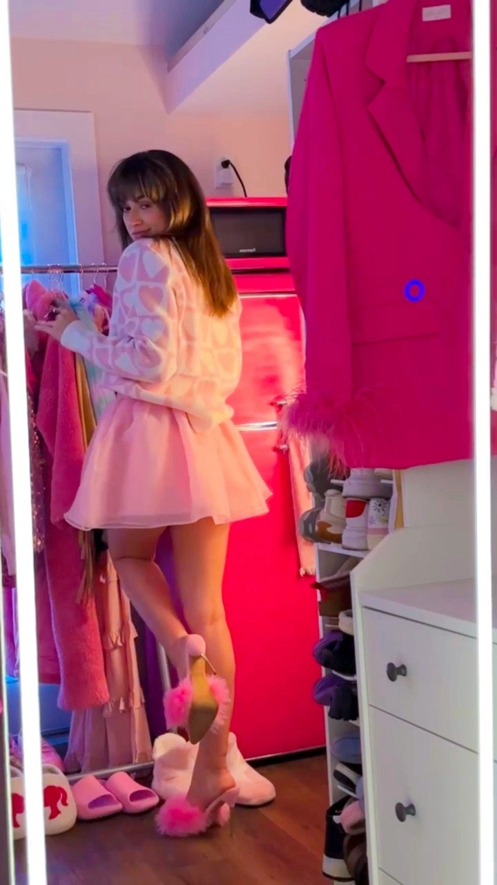 Valentine’s Day outfits: Girls day out edit. “Get in loser, we’re going shopping.” Be the most extra at Galentine’s Brunch. These feather poof heels are sure to turn heads. Especially when paired with a frilly tutu and comfy sweater. Or pair it with one of your favorite Tshirts for a more casual look. I picked my fun jelly bracelets, pink heart earrings, and a large flower statement ring for my accessories. Perfect for Brunch, a day with girls, or your next shopping trip.
Grabbing my new blush bow purse. Pssst…. Bows are in this year. You will see them everywhere. 


#LTKparties #LTKVideo #LTKfindsunder50