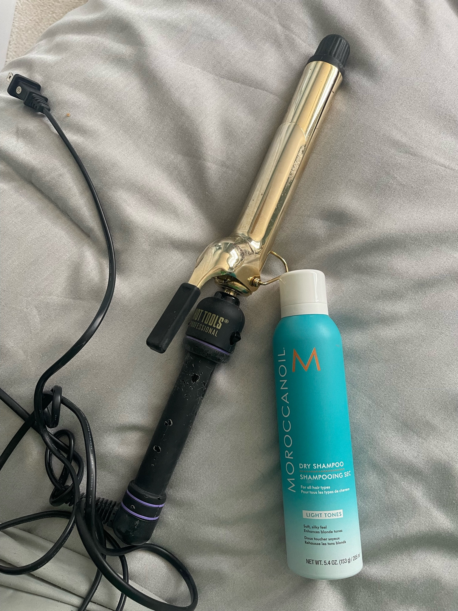 Extra long length curling iron & dry shampoo 

#LTKFindsUnder100 #LTKBeauty #LTKFindsUnder50