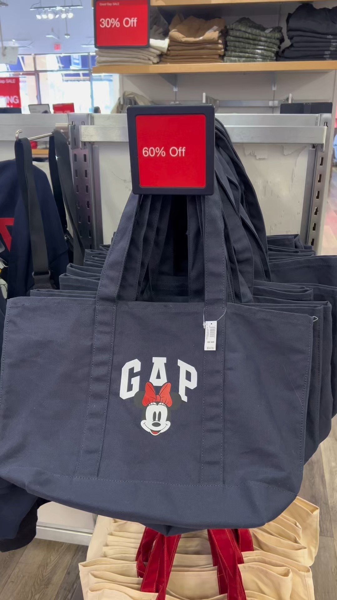 These totes are so cute #disney #mickeymouse 