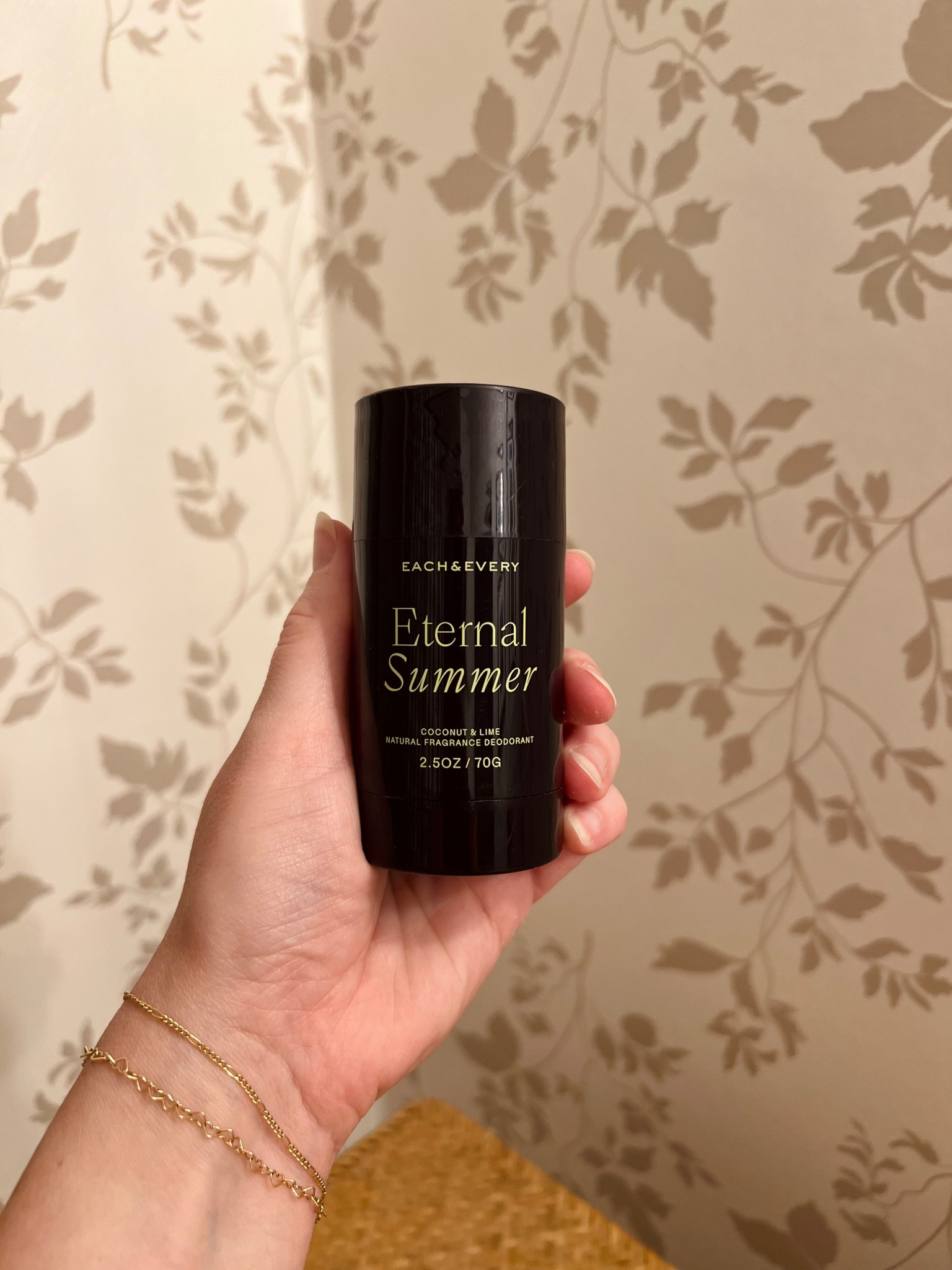 Nontoxic Deodorant without the irritation! No aluminum or baking soda 🙌 naturally scented and it smells like SUMMER 🥥 🍋‍🟩 🏝️ 

each and every, nontoxic deodorant, summer scent 

#LTKBeauty