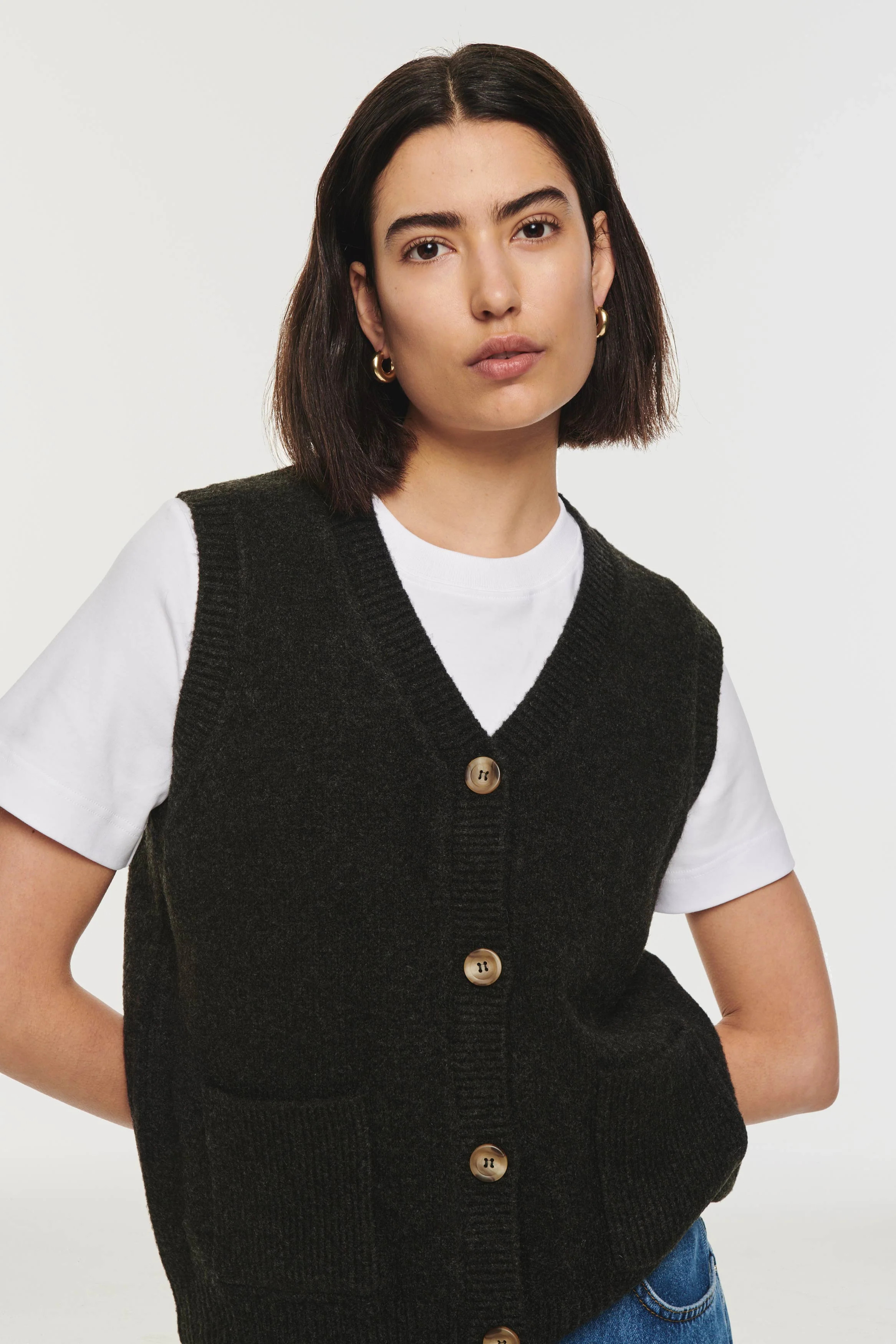 Kyle | Knitted Vest in Grey | ALIGNE | Aligne UK