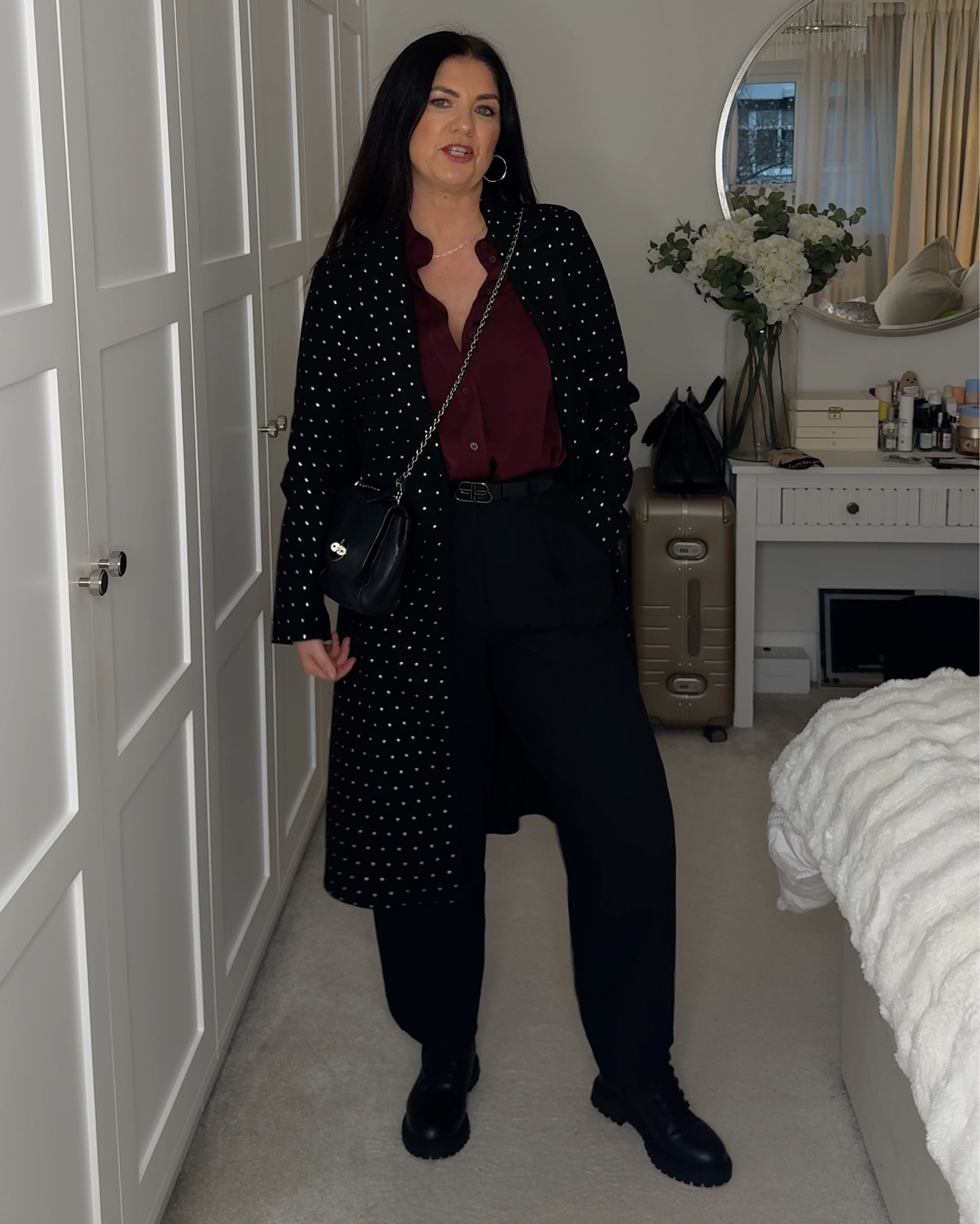 What do you think of this outfit? Smart casual with a dash of silver hardware. It was so comfortable too. The Negroni Sbagliato went down a dream 😍

#outfitinspo #fashion #styleinspo #midlifefashion #over50 

#LTKuk #LTKfestive #LTKstyletip