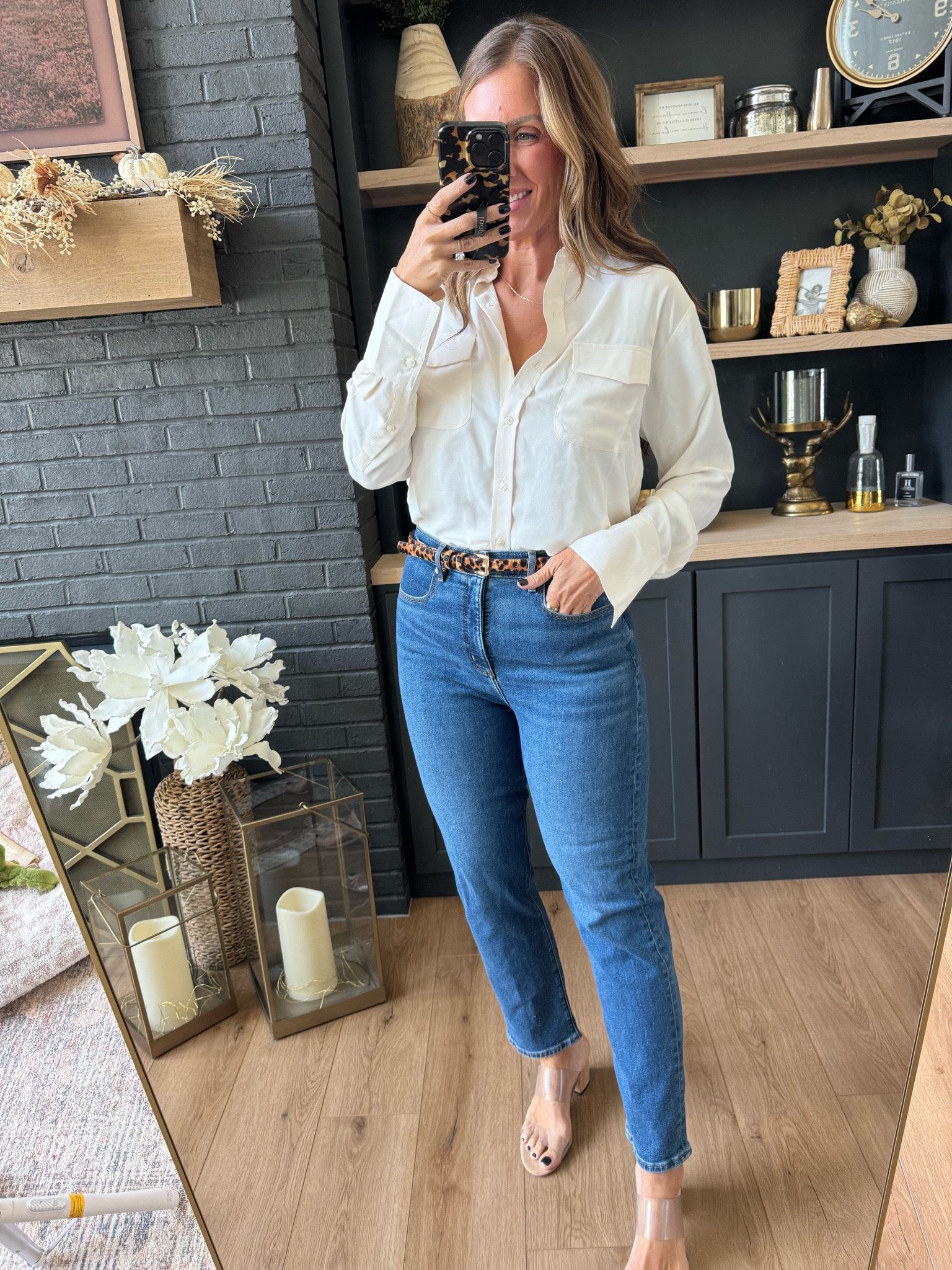 Size Medium top
Sz 8 slim straight denim 
Leopard belt 

#LTKMidsize #LTKOver40 #LTKFindsUnder100