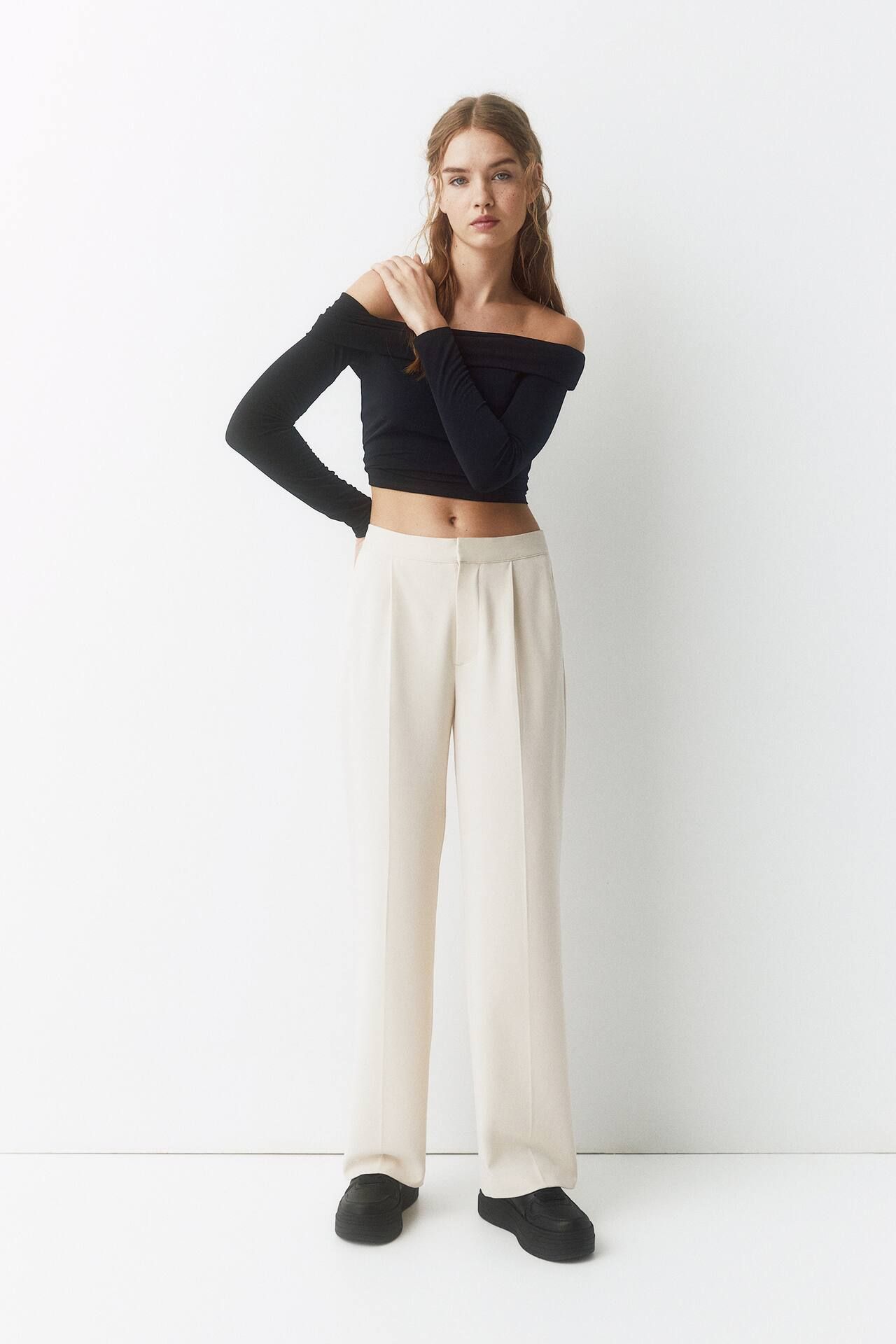Formal loose-fitting trousers | PULL and BEAR UK