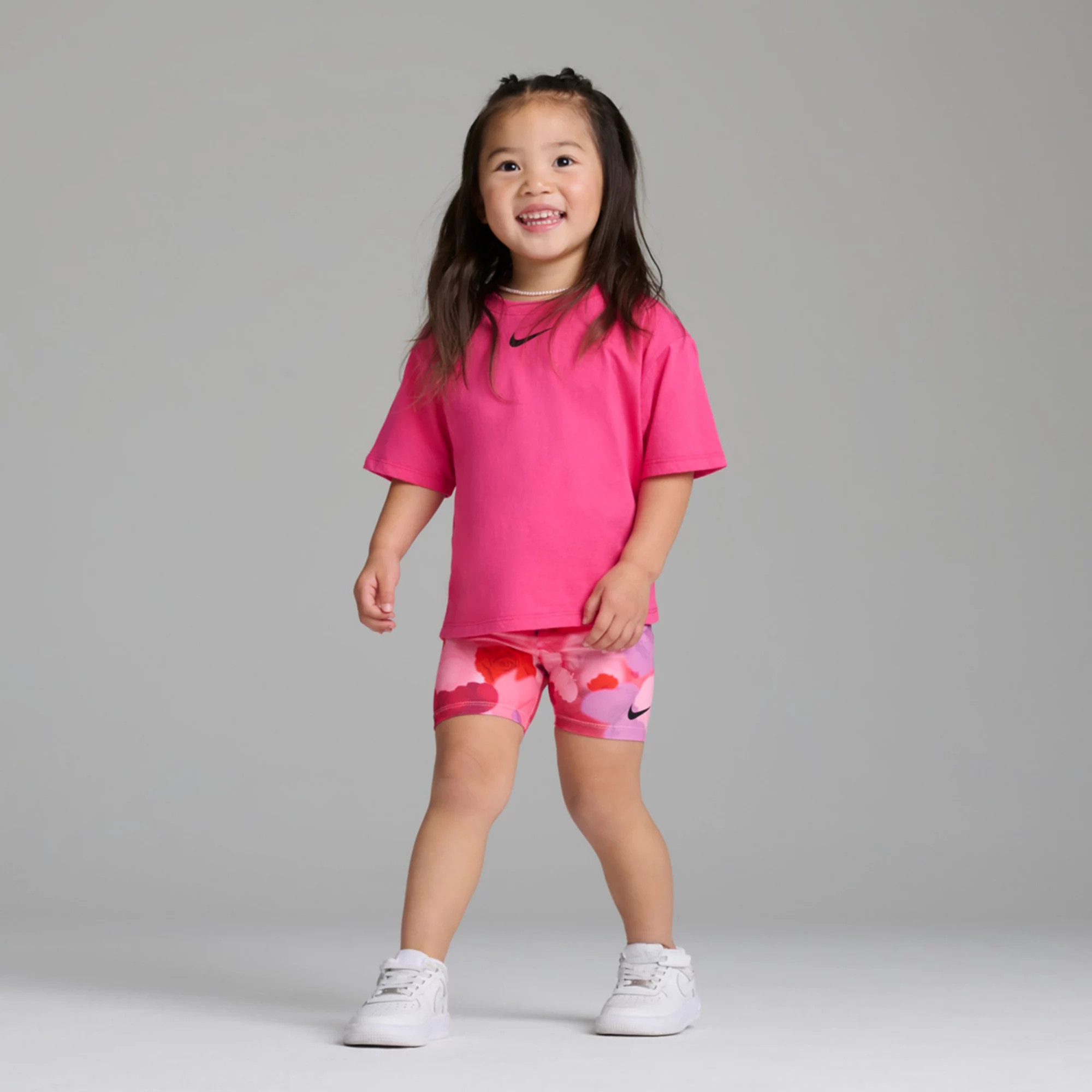 Toddler Girls Nike Move With Nature T-Shirt & Dri-FIT Floral Biker Shorts 2-Piece Set | Kohl's
