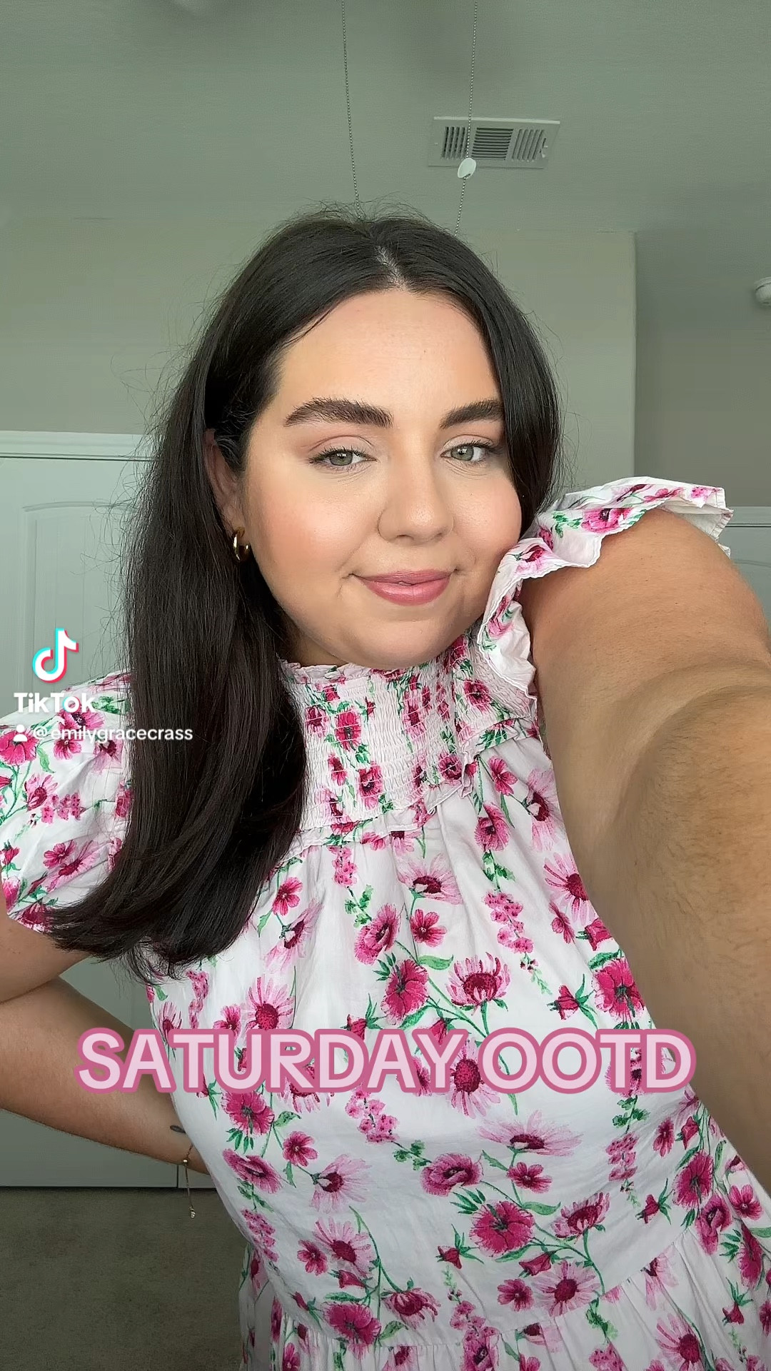 SATURDAY OOTD🎀🌸💖

#LTKMidsize #LTKStyleTip #LTKBeauty