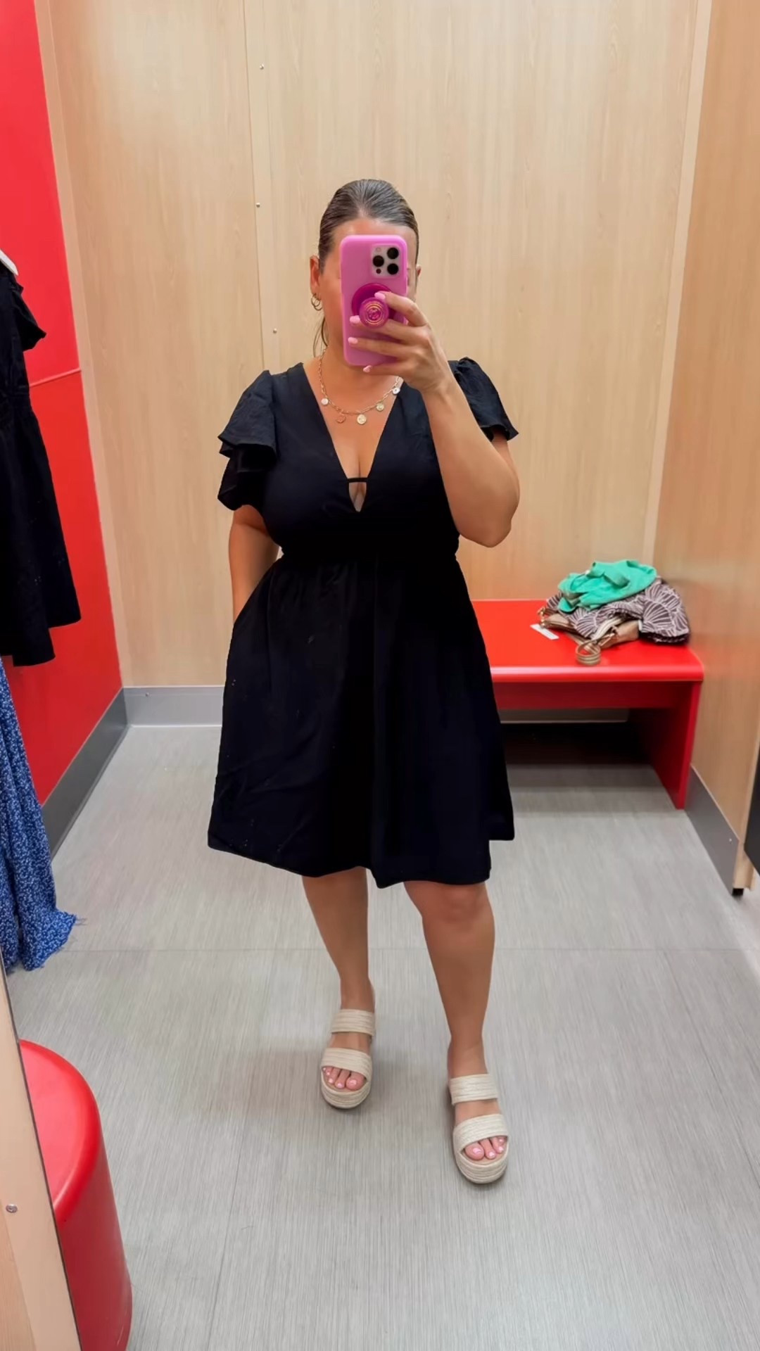 Target Dressing Room Diaries // Part 3 ✨
Mini haul edition — sharing 3 finds I’m loving:
🖤 A classic black short sleeve dress
🐚 A cozy brown jumper with white shell print 
🤎 A flattering sleeveless ribbed bodycon


#LTKOver40 #LTKFindsUnder50 #LTKPetite