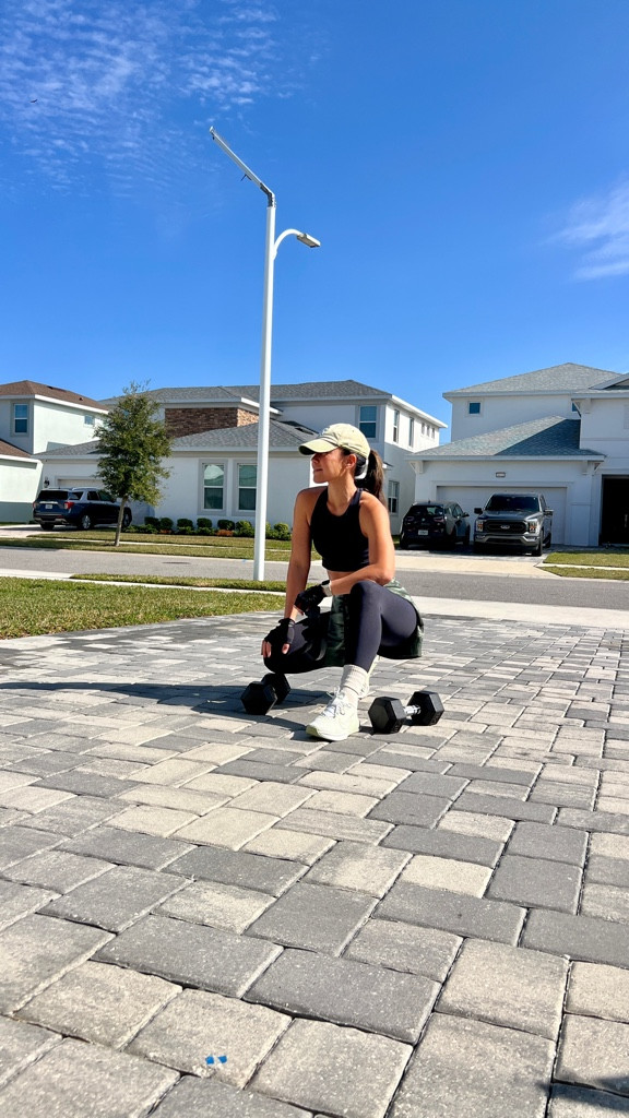 It’s Monday — time to move! 💪 Whether you’re walking, lifting in your garage, or heading out for a run, just start. Consistency beats motivation every time. Sharing my favorite fitness essentials to help you crush your goals this week!

#LTKOver40 #LTKActive #LTKSaleAlert