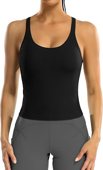 ATTRACO Camiseta corta acanalada de entrenamiento para mujer con brasier integrado para yoga, esp... | Amazon (US)