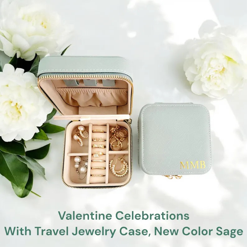 Saffiano Leather Medium Jewelry Travel Case: Bridesmaid Gift | Etsy (US)