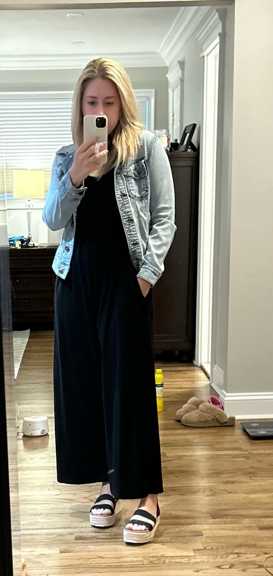 Getting into spring weather! My denim jacket is old but I’ve linked some other great ones 

#LTKworkwear #LTKSeasonal