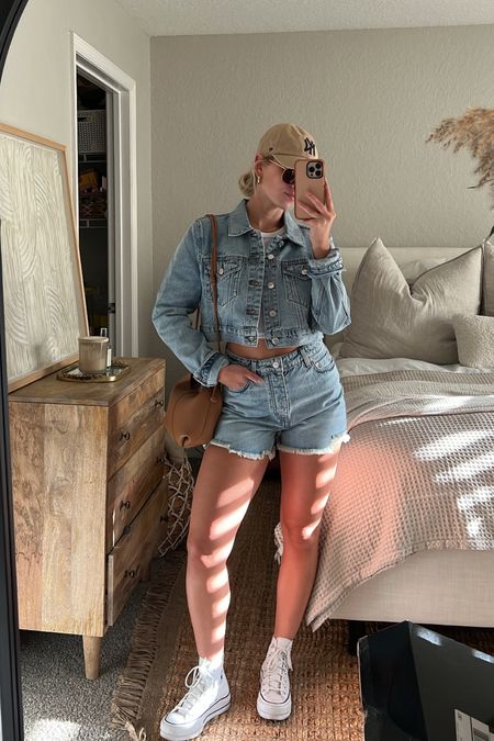 
Denim on denim outfits, jean shorts, jean jacket, light wash denim outfit, casual spring outfit, spring fashion 2023, spring fashion trends, high top converse, platform converse