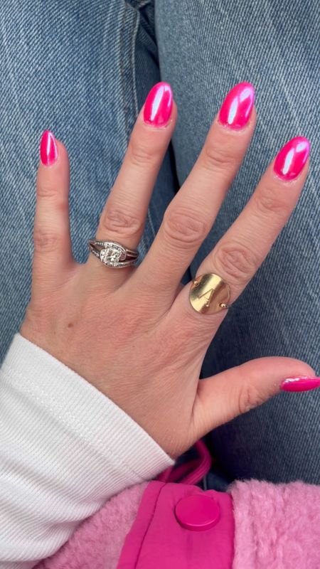 Chrome pink nails for Valentine’s Day 

#LTKfindsunder50 #LTKVideo #LTKfindsunder100