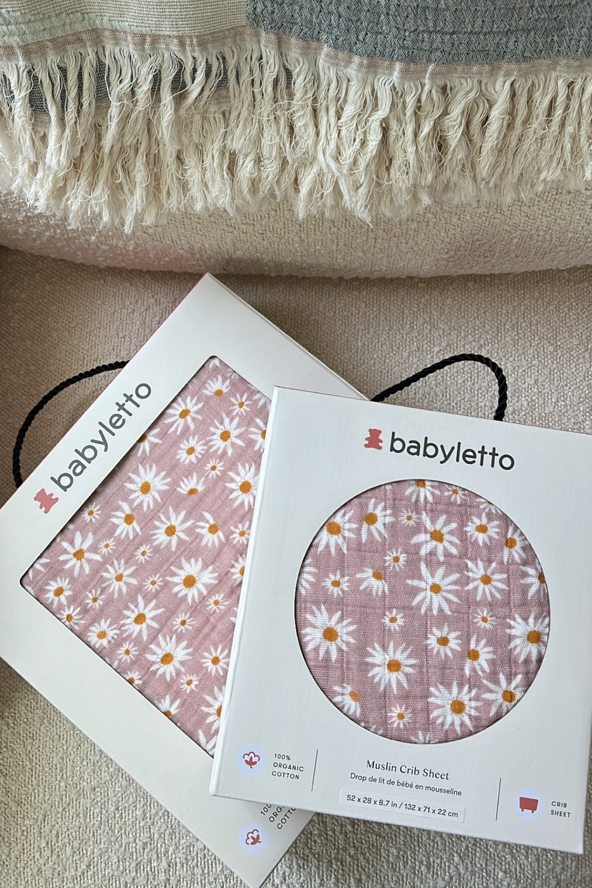 Daisy crib sheets 