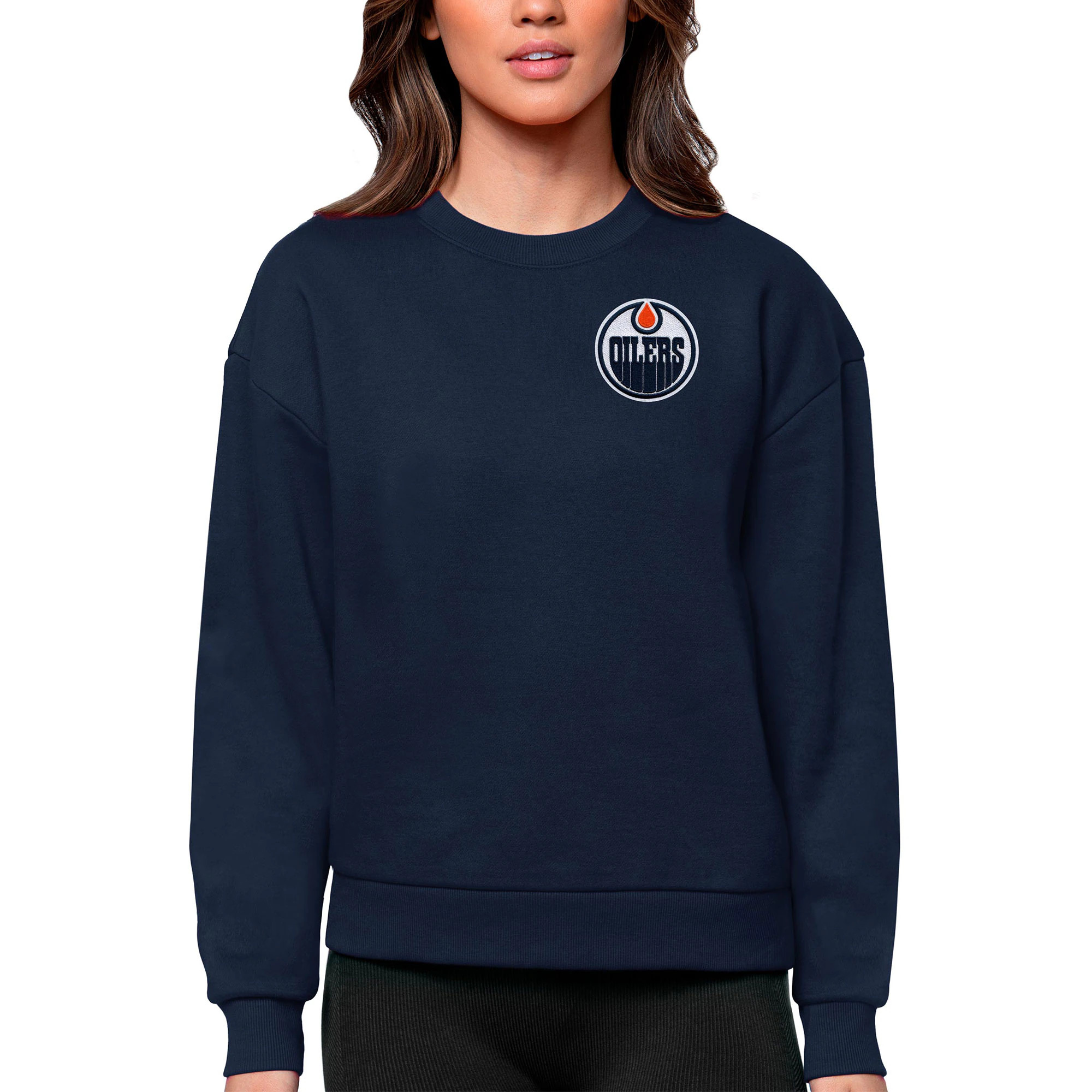 Women's Edmonton Oilers Antigua Navy Primary Logo Victory Crewneck Pullover Sweatshirt | NHL Shop