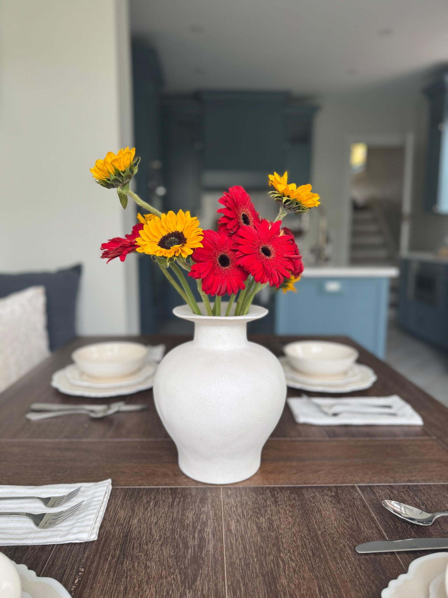 Target budget friendly vase. 

#LTKHome #LTKFindsUnder100 #LTKU