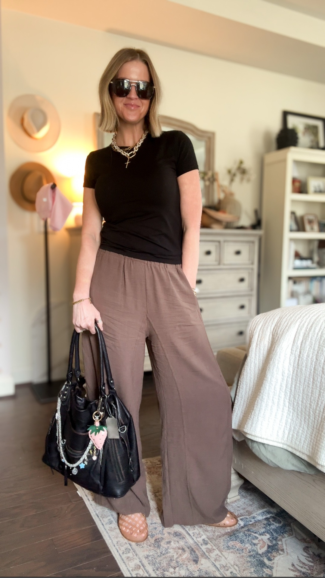 OOTD

Necklace stack is HIVE designs Code EMILY15 to save! 


Linen pants, free people, look for less, baby tee, fp Emerson, spring transition, spring outfit, summer outfit. Comfy pants 

#LTKSeasonal #LTKootd #LTKU