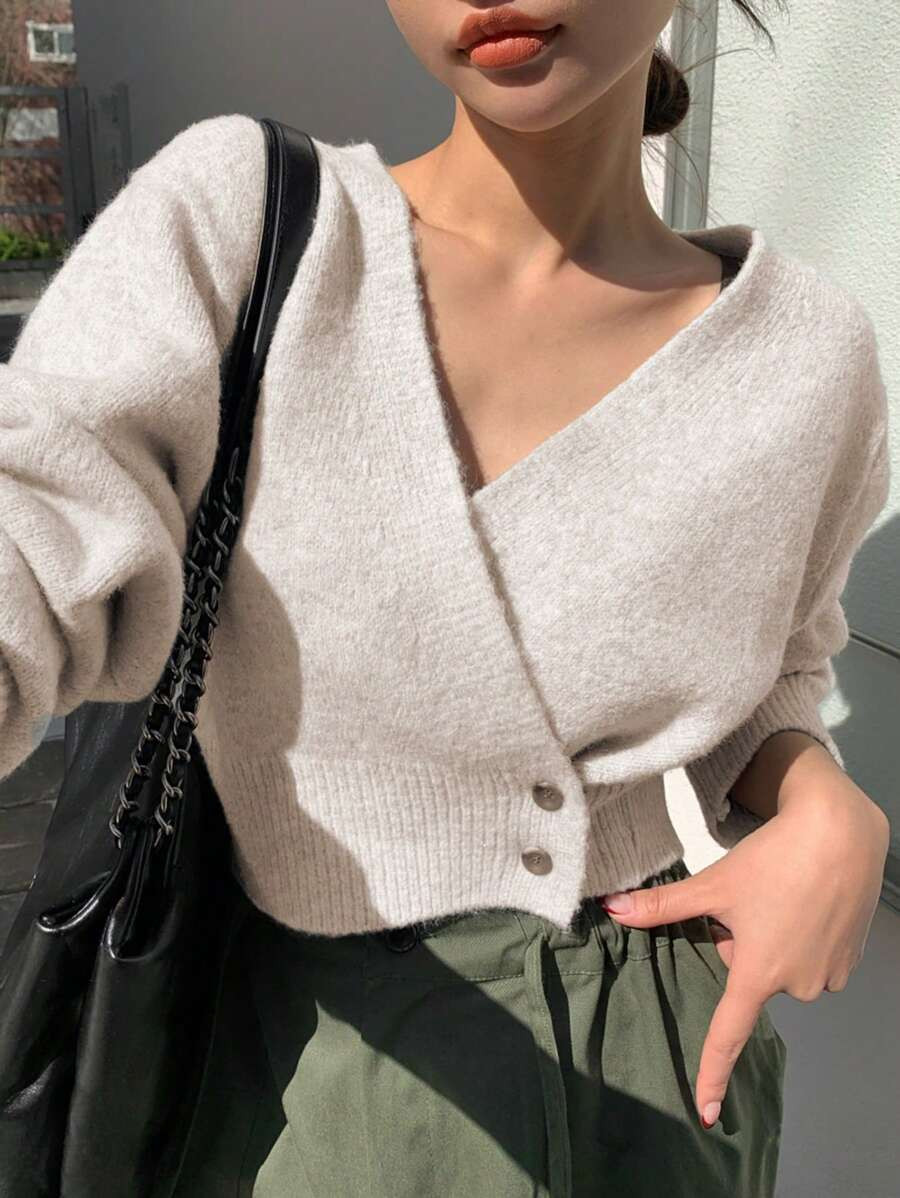 DAZY Button Front Drop Shoulder Crop Cardigan,Long Sleeve Tops | SHEIN