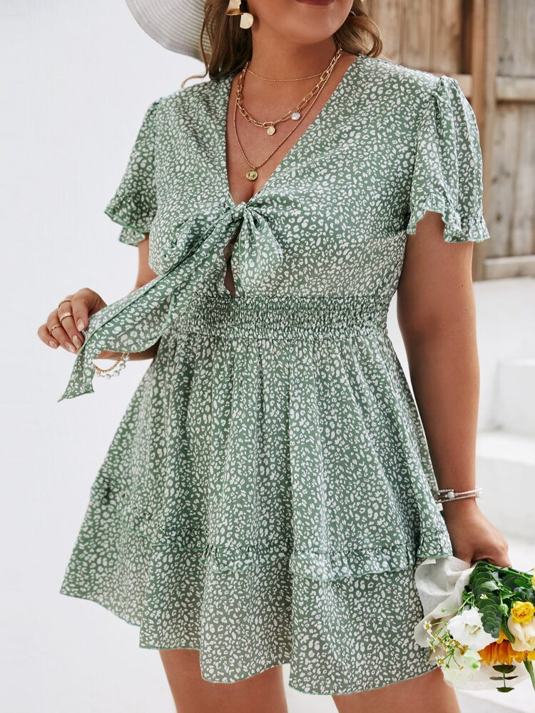 Simplee Plus Allover Print Knot Front Shirred Frill Trim Dress | SHEIN