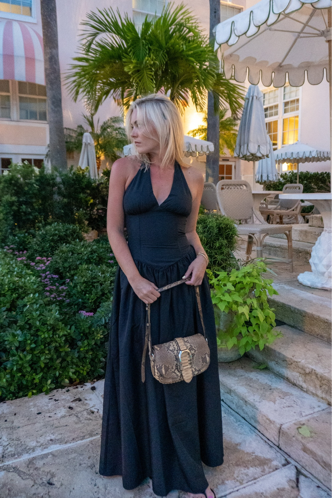 Palm beach night out

#LTKTravel #LTKStyleTip #LTKItBag