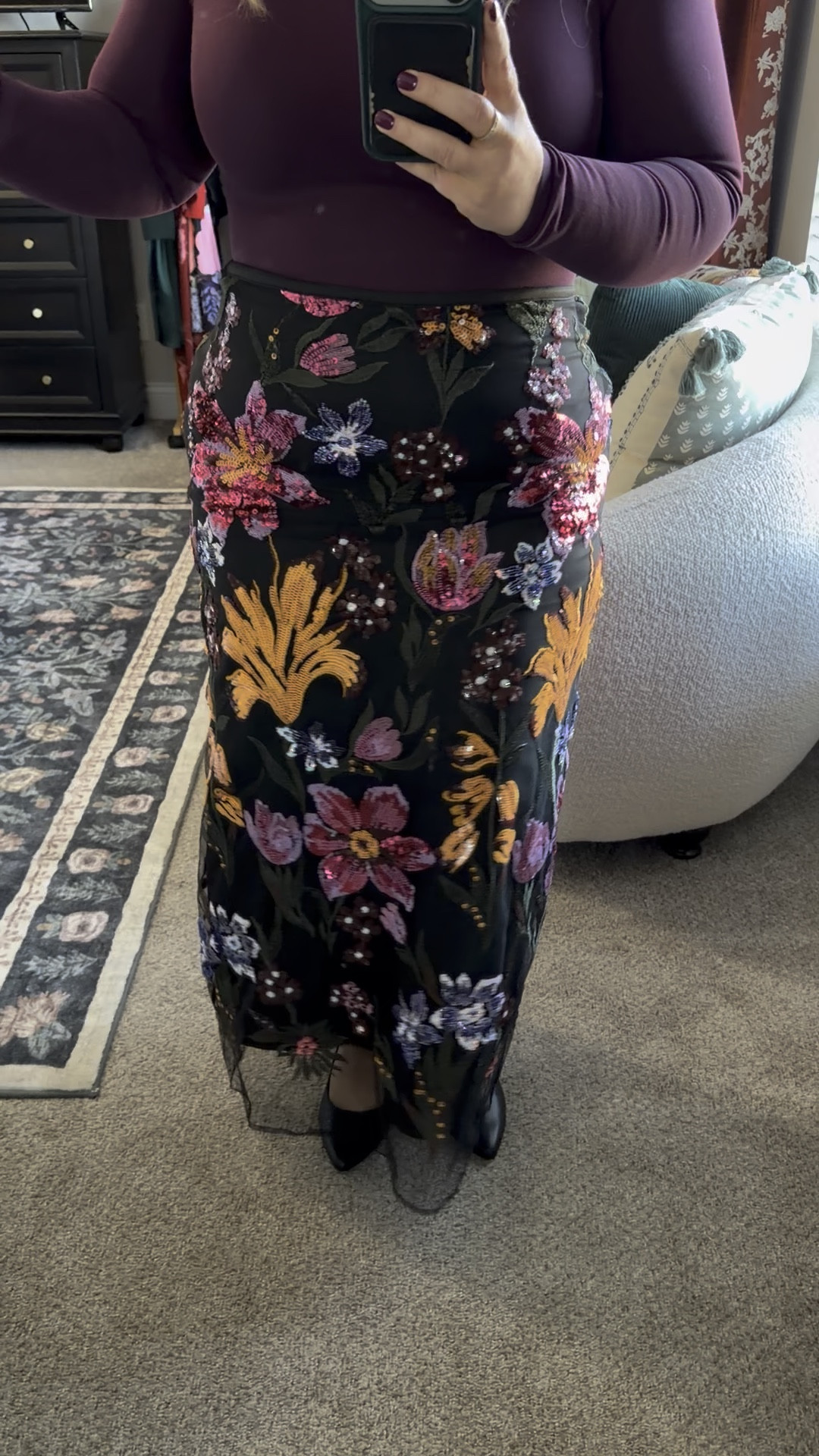 This floral sequin skirt is my entire personality now!!! It’s AMAZING!!! I sized up to an XL from my usual lg in the skirt, wearing my true lg in the Walmart bodysuit top!

The skirt is from Shein so I linked everything from my recent Shein order as I know that site scares some people but I sorted through the not so great stuff to find you all the GREAT ones! Scroll my LTK to see them all styled & remember Shein offers FREE returns so don’t be scared to try them! 

#LTKPetite #LTKHoliday #LTKMidsize