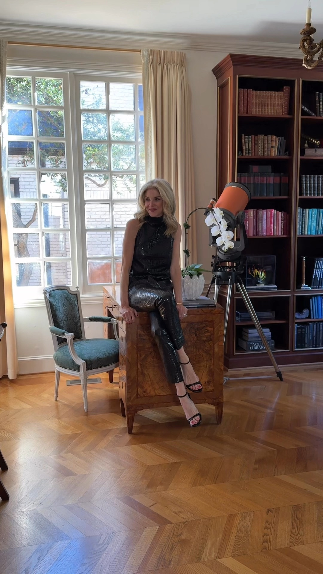 Want a brand that will take you from swim to daily and into evening wear? @chiarabonilapetiterobe at @saks is the answer! 

The garments are breathable, made in Italy and travel well since they pack wrinkle free! This makes packing for a desk to dinner situation so easy! Bonus: Everything is machine washable. 

#saks #sakspartner #chiarabonilapetiterobe #chiaraboni #lapetiterobe #tanyafosterblog 



#LTKStyleTip #LTKOver40 #LTKHoliday