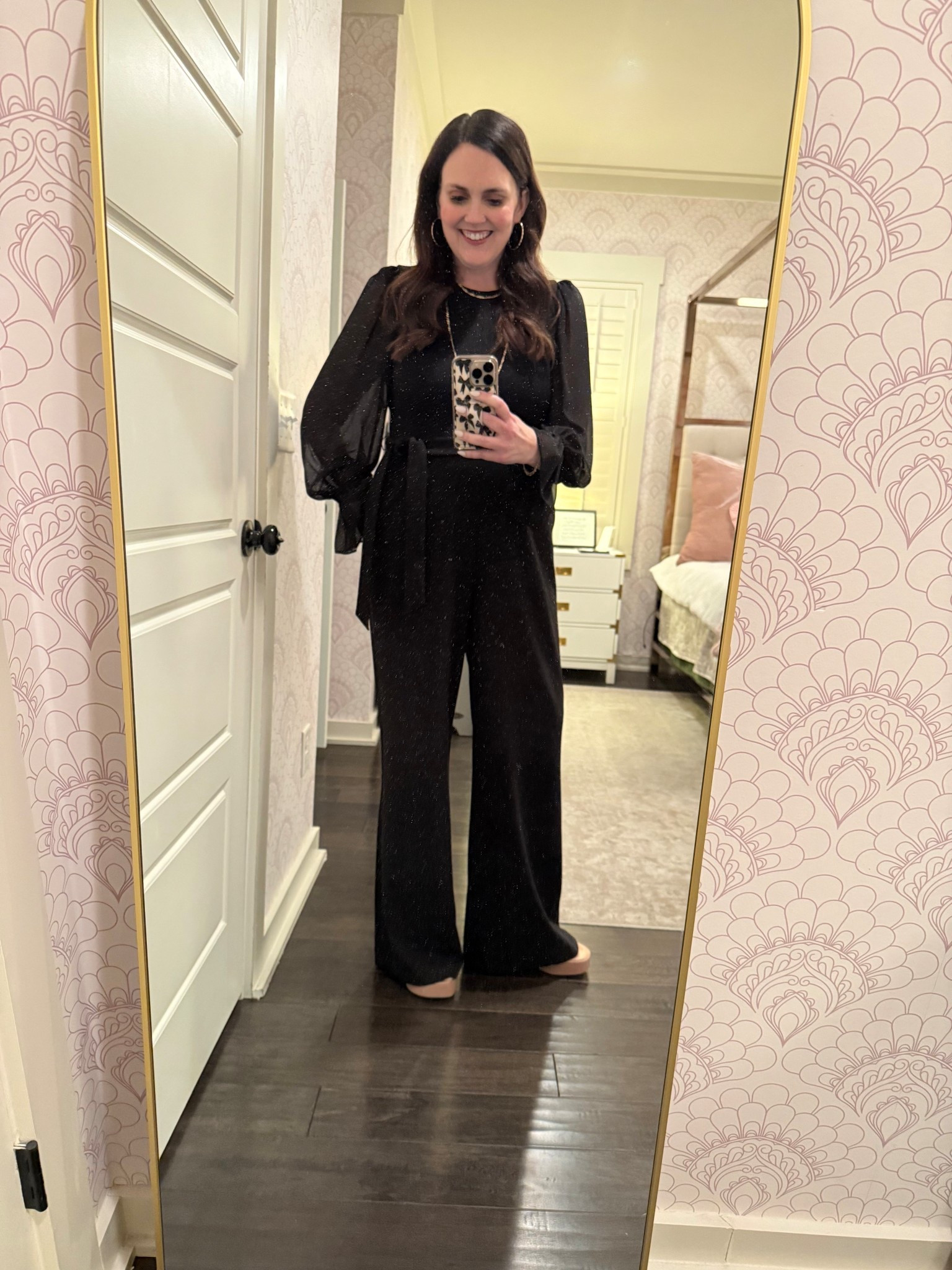 Valentines date night look! The most flattering and comfortable jumpsuit ever!



#LTKgrwm #LTKootd #LTKSaleAlert