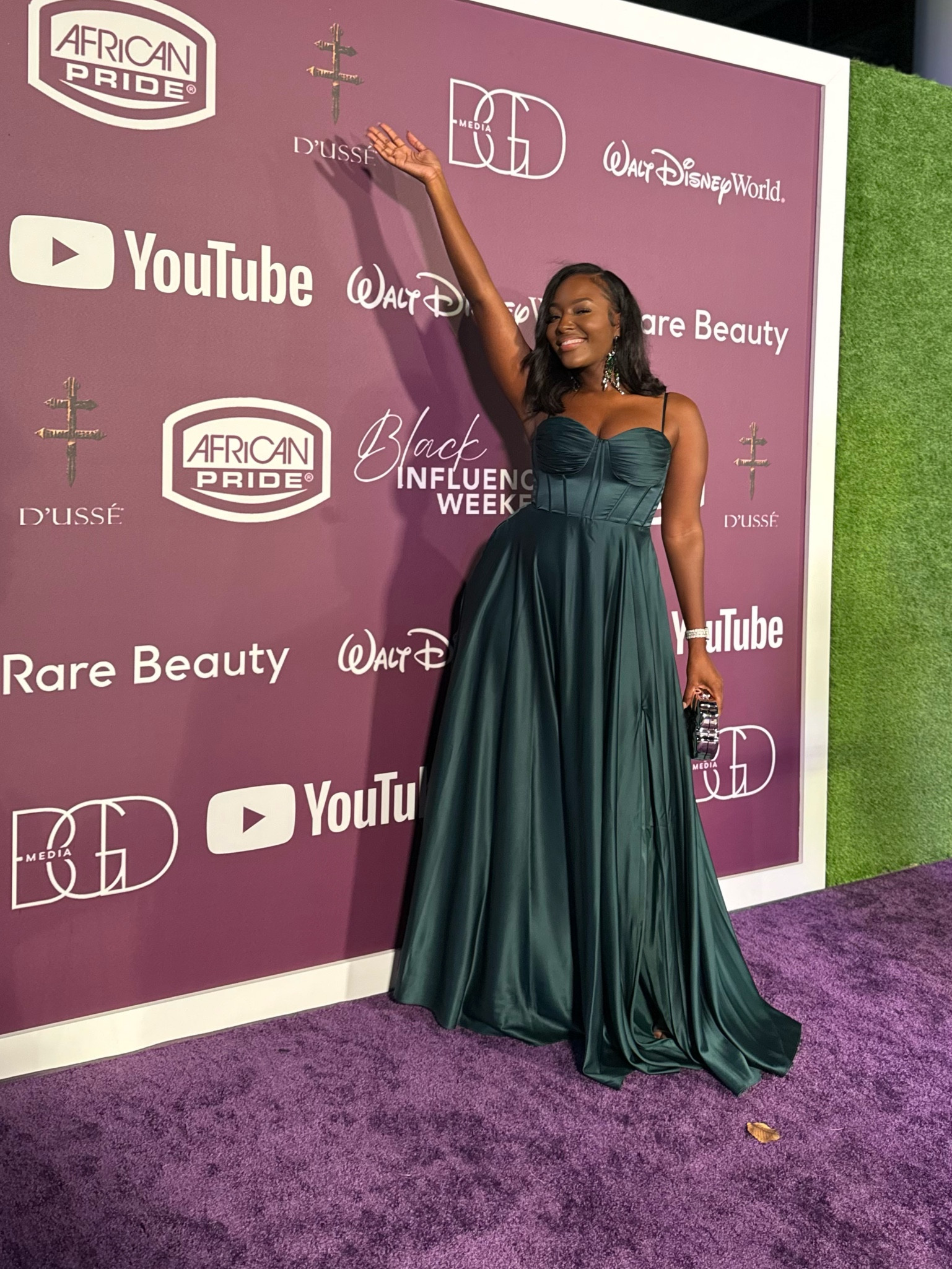 Holiday Dress Vibes

#LTKStyleTip #LTKSeasonal #LTKHoliday