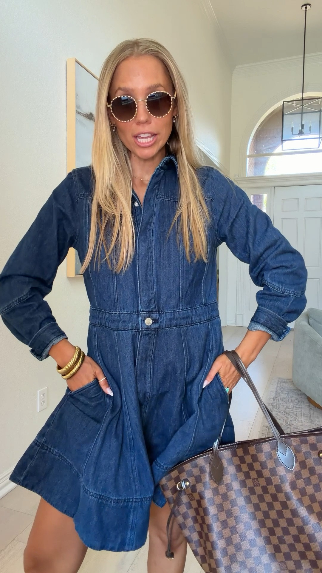 ✨SCROLL TO SHOP✨
This denim dress!!!! 😱💃  👏🏼SO👏🏼DANG👏🏼GOOD! 


Wearing size s / my tts 
5’5” | 120 ish lbs | size 4/27

#LTKdayinmylife #LTKgrwm #LTKootd
