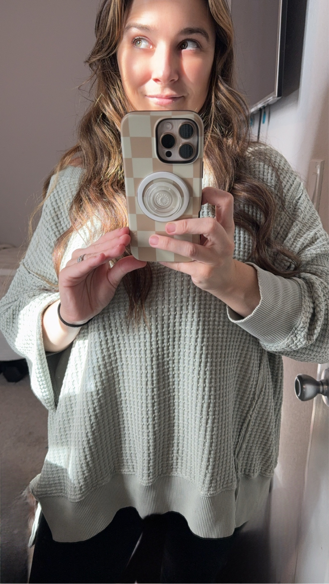 I’ll be living in this sweater all fall long! It’s on major sale now!

So excited to finally upgrade my phone. I had the same phone and case for over 3 years so it was time for an upgrade to the iPhone 16 Pro Max! Loving this new case from Casely. Also got the magnetic pop socket so I can switch out my cases whenever I want! 

 #sweaterweather #fallfashion #americaneagle #newphone #iphone16promax #checkeredcase #millenial


#LTKHome #LTKFindsUnder50 #LTKFallSale