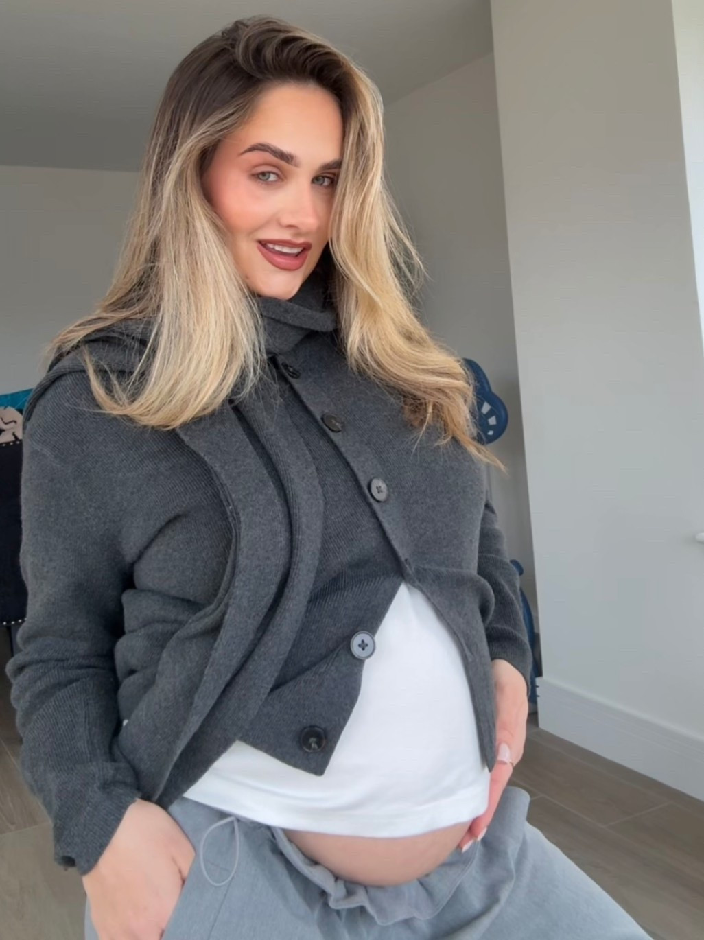 Pregnancy friendly trousers 🩶 

#LTKuk #LTKFashionMonth #LTKmaternity