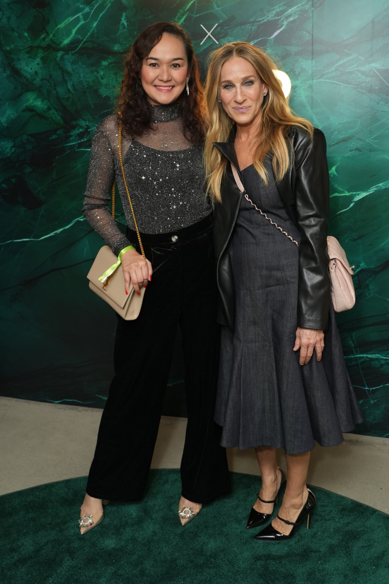 Amazon Fashion Holiday outfit 

#LTKfindsunder50 #LTKHoliday #LTKstyletip