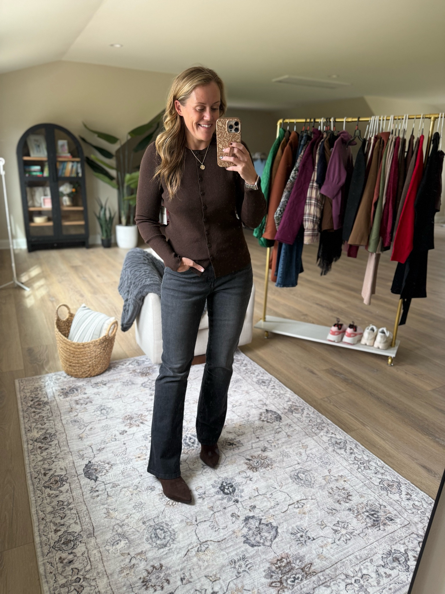 Walmart 
Walmart new arrivals
Walmart fall outfits 
Fall outfits 
Sweater 
Denim 

Everything fits TTS