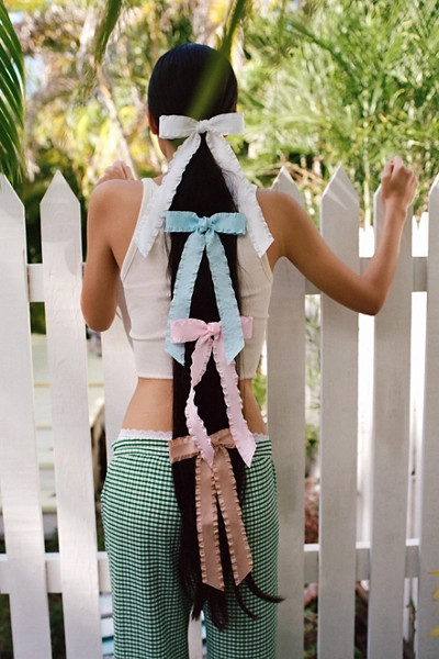 Lettuce-Edge Hair Bow Barrette | Urban Outfitters (US and RoW)