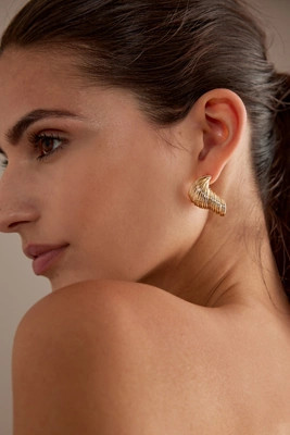 Ribbed Shell Stud Earrings | Anthropologie (UK)