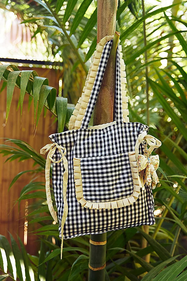 Kimchi Blue Ida Ruffle Gingham Tote Bag | Urban Outfitters (US and RoW)