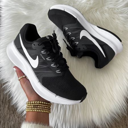 Nike Run Swift 3 Running Shoe
