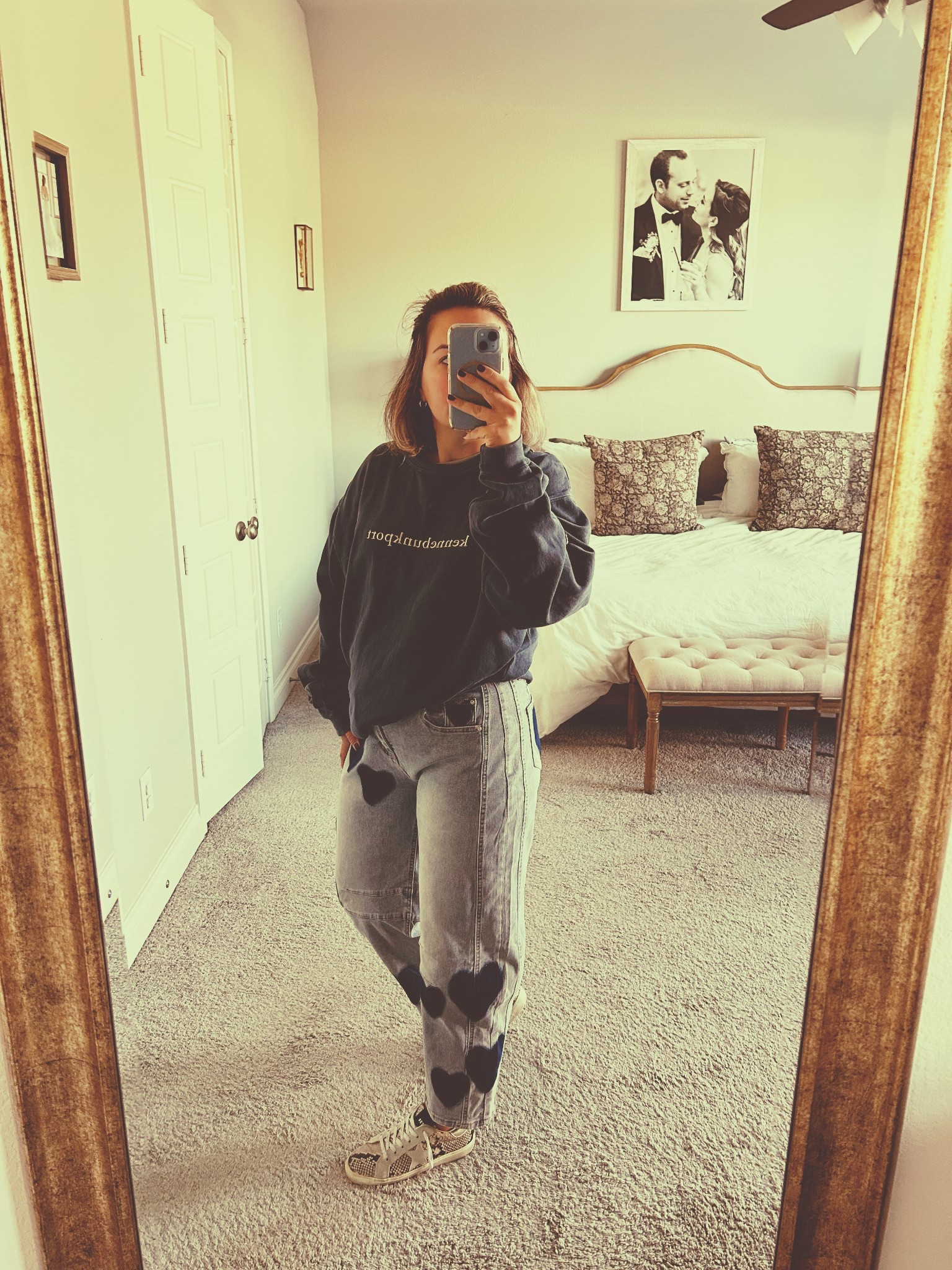 still loving these jeans! #amazonjeans #barreljeans #falloutfit

#LTKShoeCrush #LTKSeasonal #LTKFindsUnder50