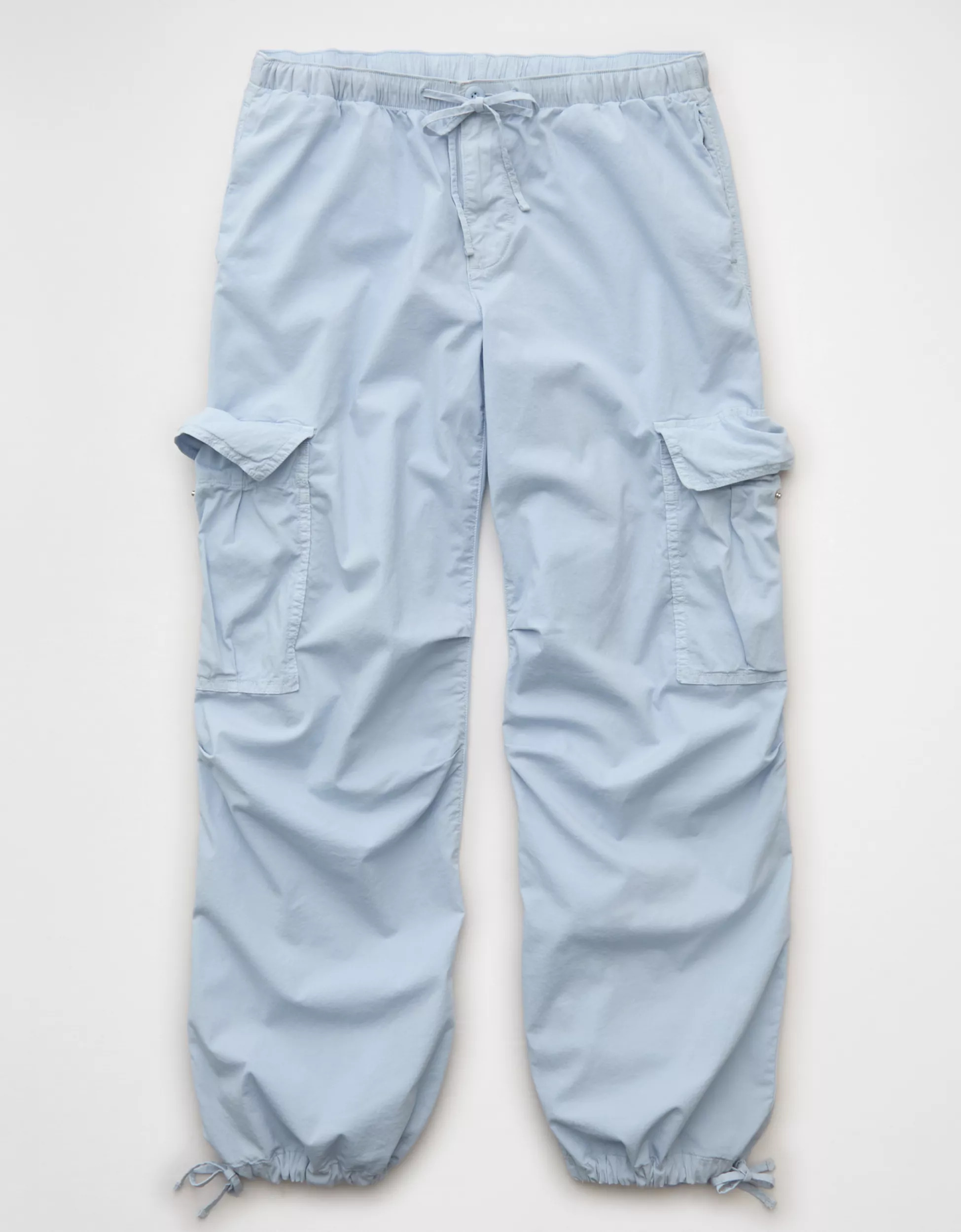 AE Low-Rise Baggy Cargo Parachute Pant | American Eagle Outfitters (US & CA)