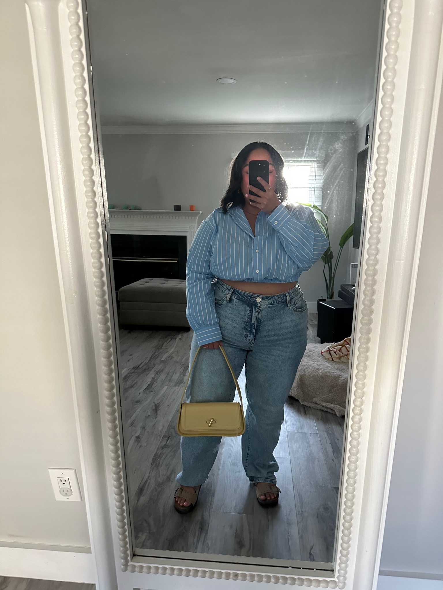 Summer to Fall outfit inspo 

Purse is from tjmaxx so I’ve linked similar affordable options for you  below 

Jeans size 16 
Top size xxl


#LTKPlusSize #LTKSeasonal