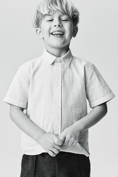 Short-sleeved Cotton Shirt - Short sleeve - Regular length - Light blue/striped - Kids | H&M US | H&M (US + CA)